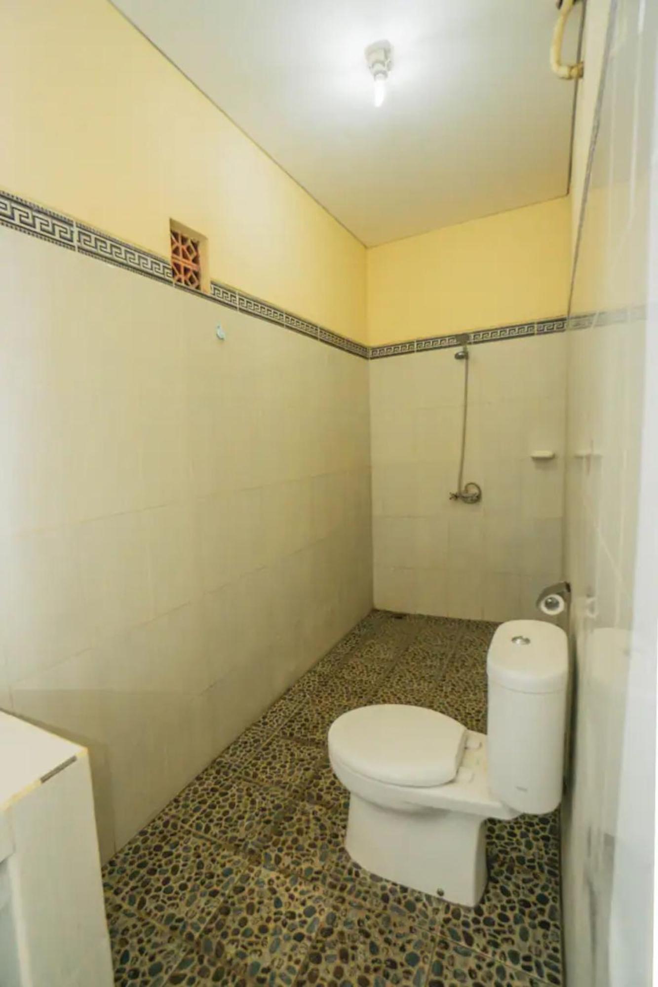 Pondok Lulik Homestay Canggu Экстерьер фото