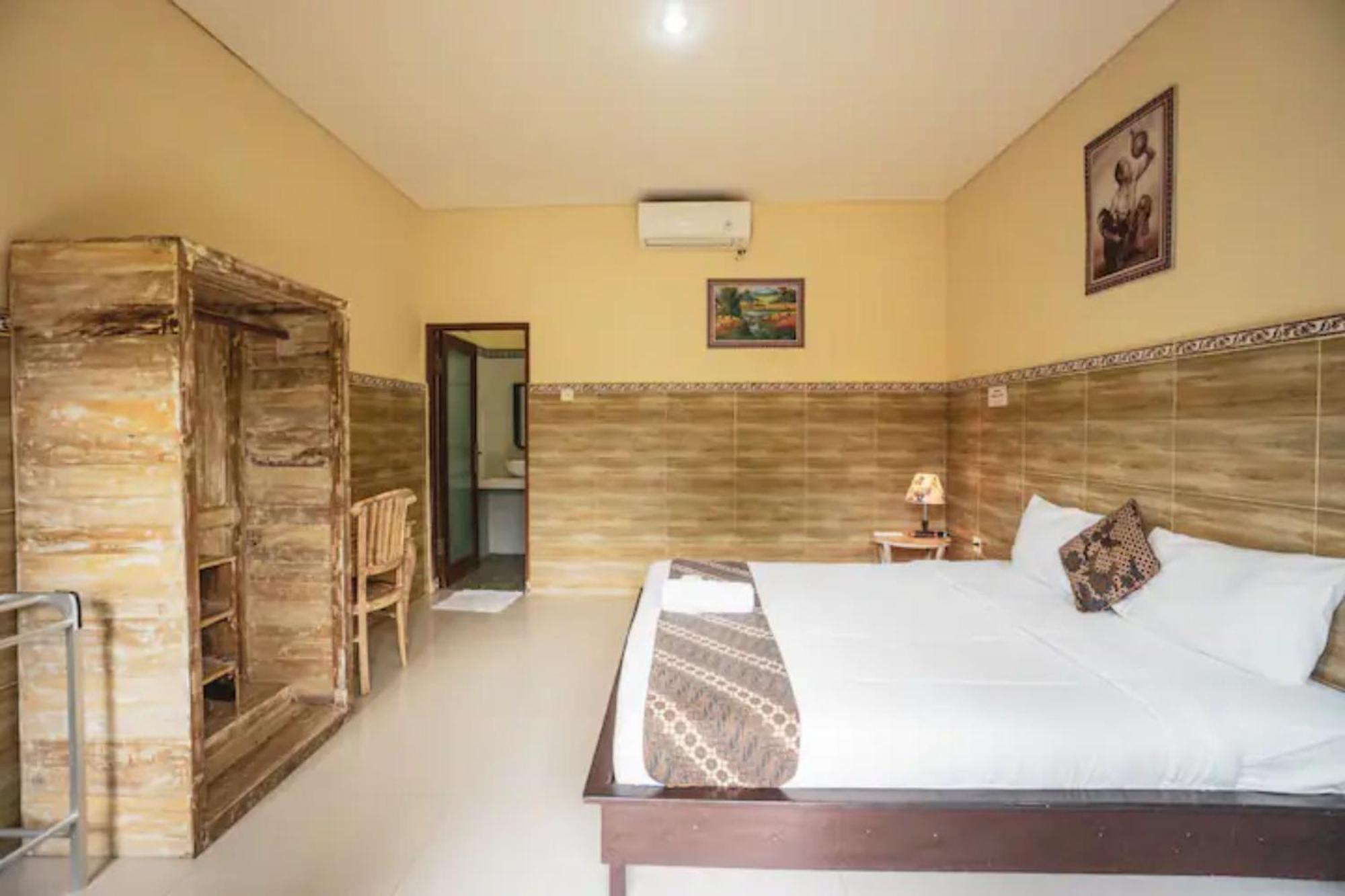 Pondok Lulik Homestay Canggu Экстерьер фото