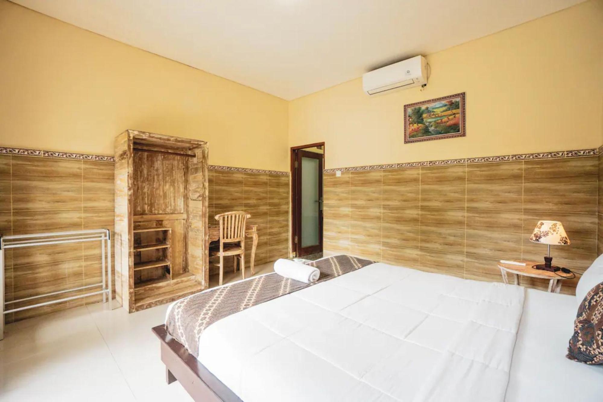 Pondok Lulik Homestay Canggu Экстерьер фото